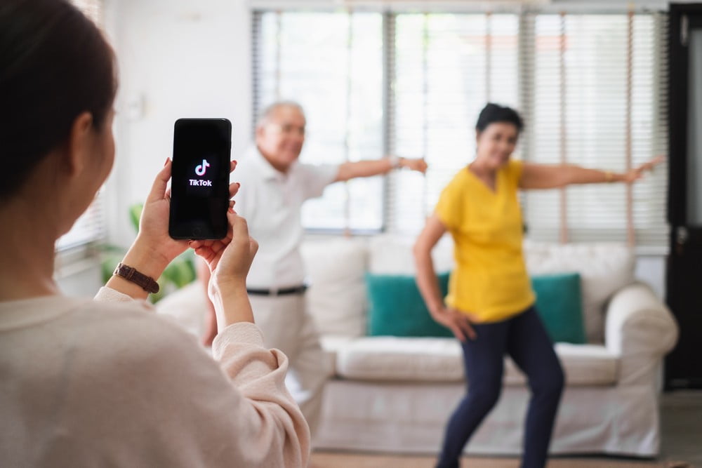 TikTok, social media advertising