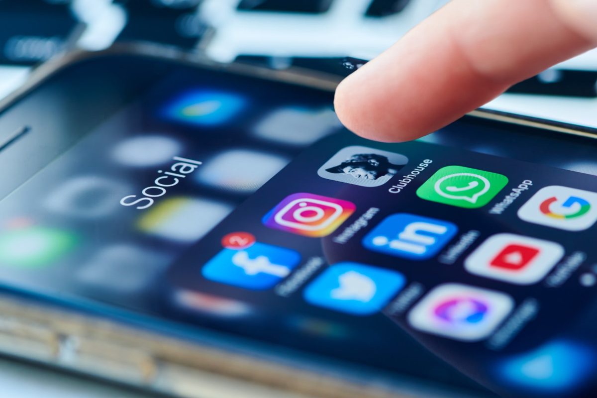 social icons on phone